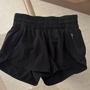 LULULEMON black shorts size 2/4
